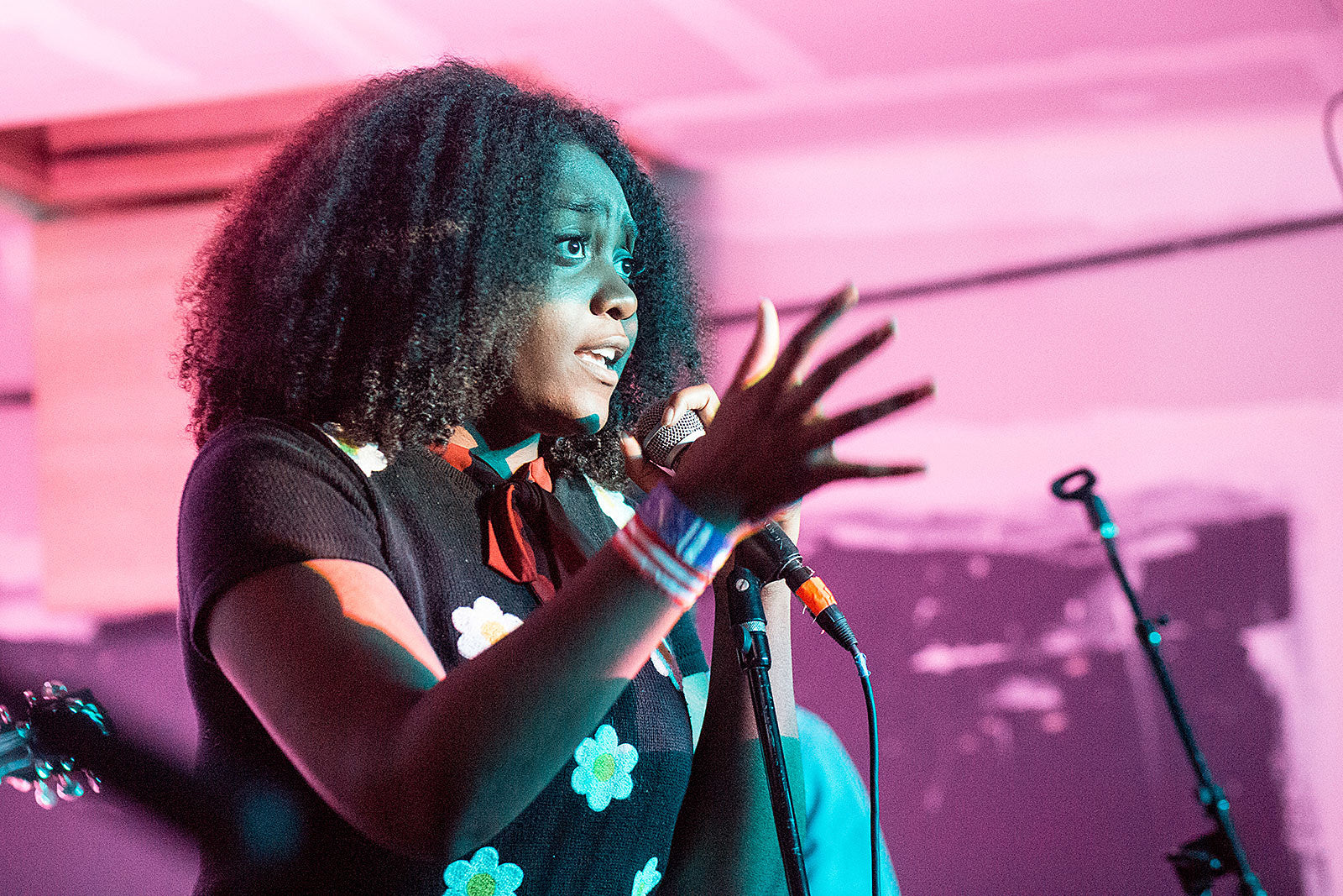 Topaz Jones releasing ‘Arcade,’ played Baby’s with Noname, Kemba & theMIND (pics)