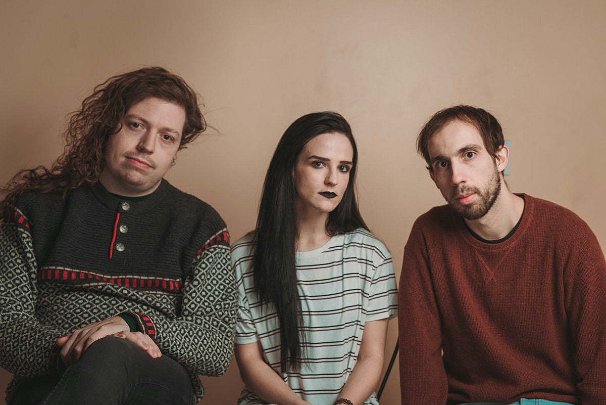 Oldsoul releasing new 7″ (watch the “High On Yourself” video)