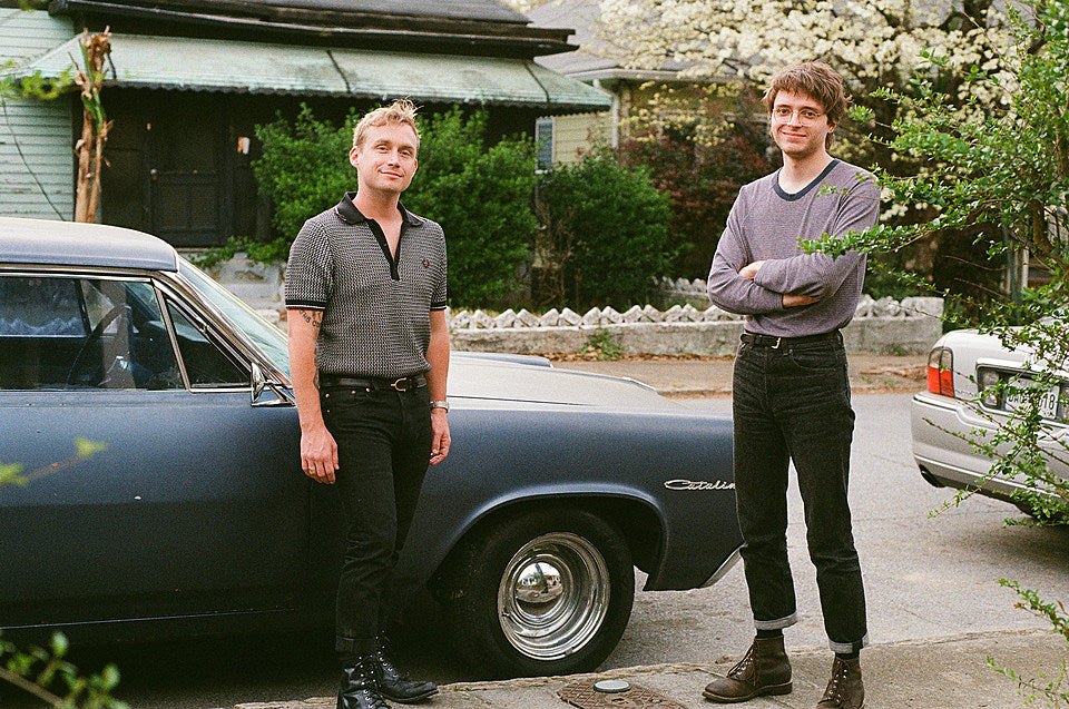 Omni sign to Sub Pop, share 2 new songs, on tour now with Foals & Preoccupations