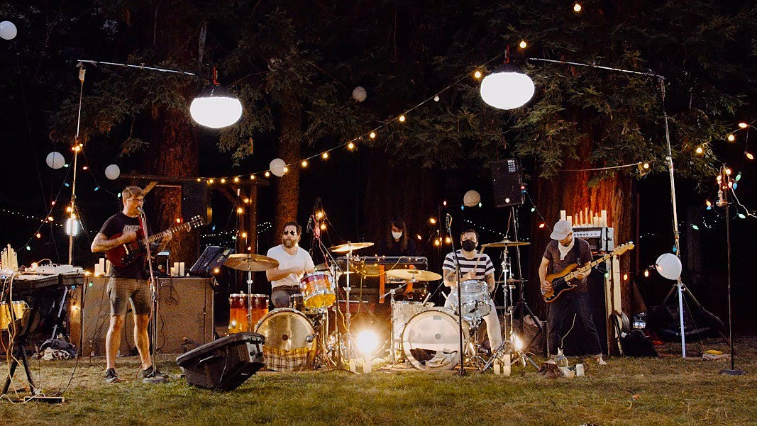 Osees announce new Big Sur streaming performance, share “Voice In The Mirror”