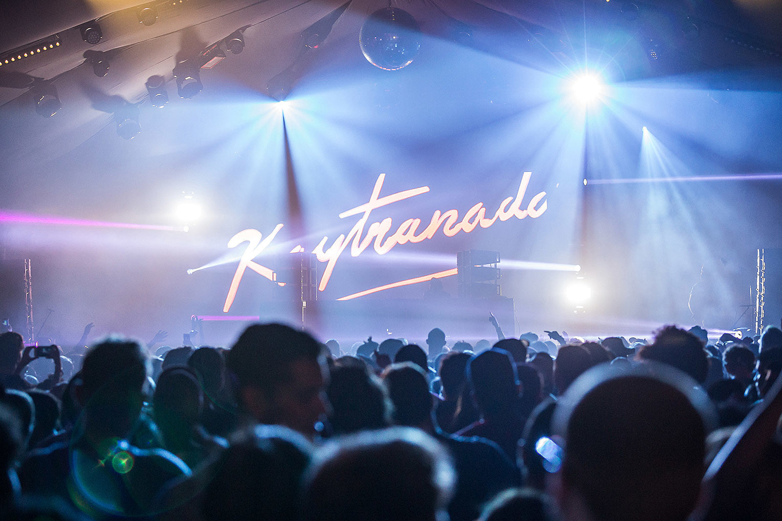 Kaytranada touring, playing T5
