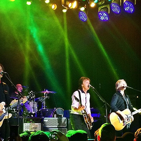 Paul McCartney celebrated Valentine’s Day at the intimate Irving Plaza (pics, review, setlist, videos)