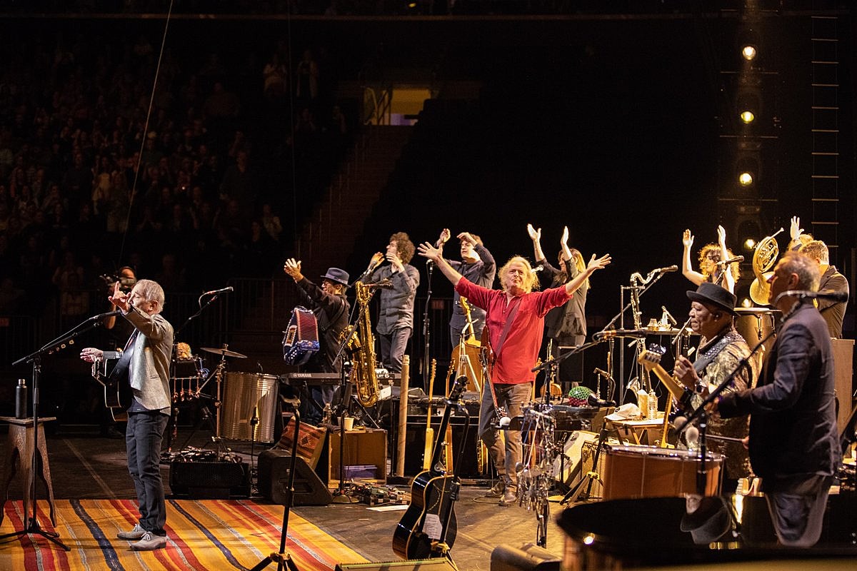 Paul Simon began his final NYC run at MSG (night 1 setlist, videos)