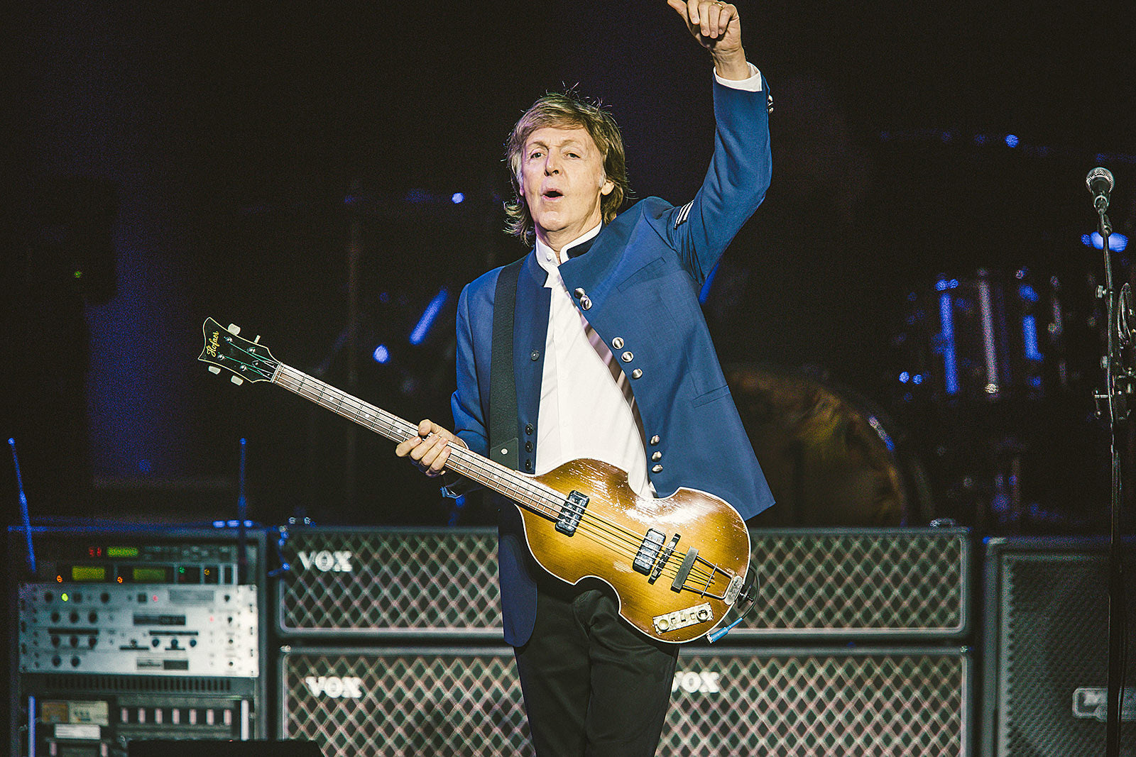 Paul McCartney teasing something w/ St. Vincent, Phoebe Bridgers, mems of Radiohead, Blur, more