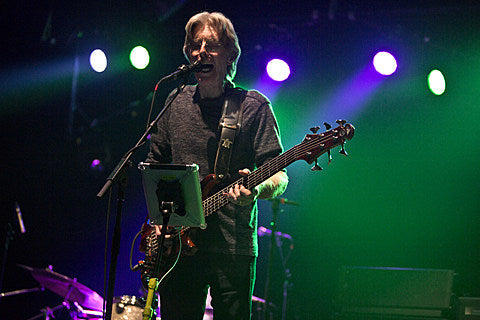 Phil Lesh diagnosed with cancer, cancels 2 California shows but NY shows still on