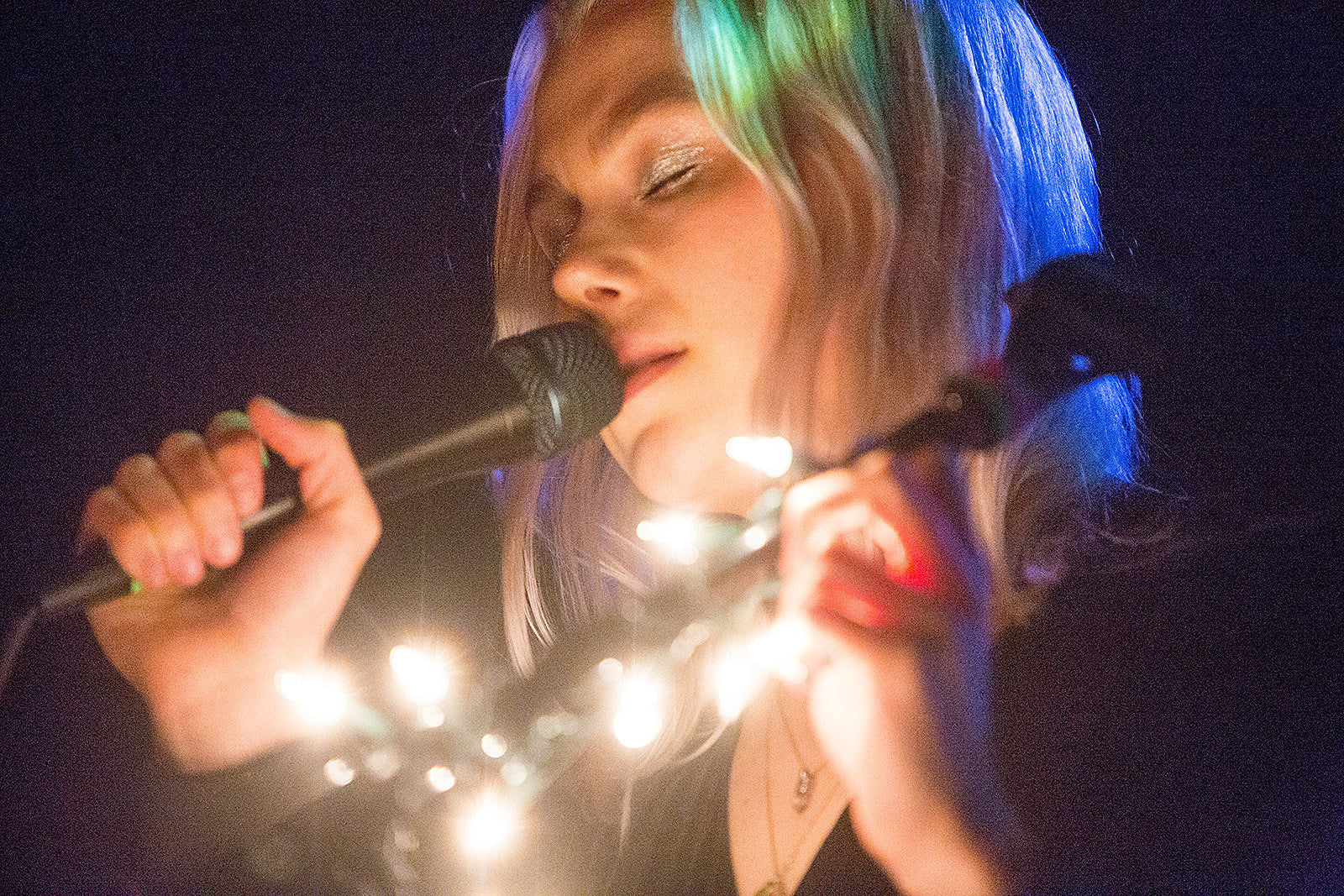 watch Phoebe Bridgers cover Japandroids’ “The House That Heaven Built”