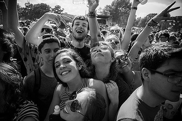 Pitchfork Festival begins, streaming sets by Beach House, BSS, Sufjan, Super Furry Animals, more