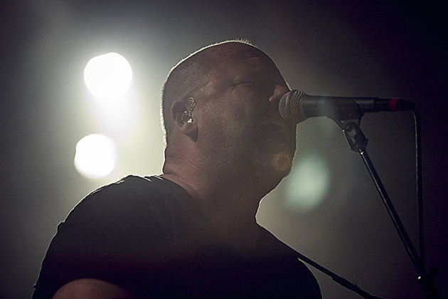 Pixies played Chicago’s Metro (pics/setlist), playing tonight at Cambridge, MA club T.T. The Bear’s (which is closing)