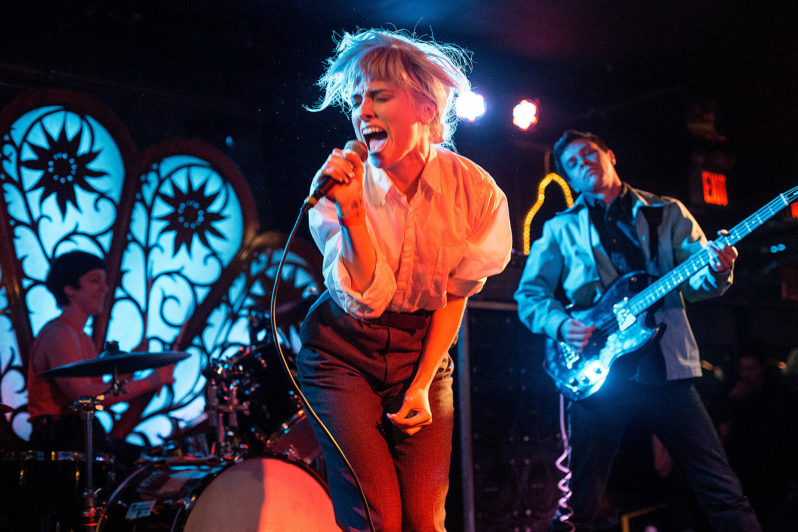 Priests celebrated new LP ‘Nothing Feels Natural’ @ Brooklyn Bazaar (pics & review)