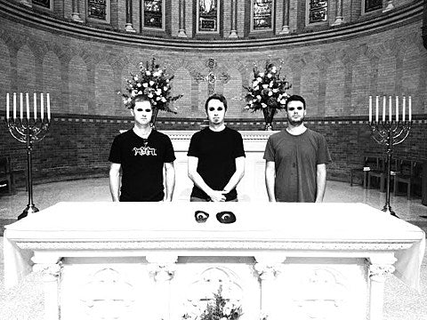 Premature Burial (ex-tUnE-yArDs) have a new video, playing a show with Child Abuse