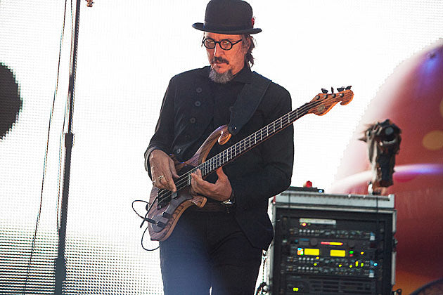 Primus, Dinosaur Jr. and The Ghost of a Saber Tooth Tiger played Pier 97 (pics, setlists)
