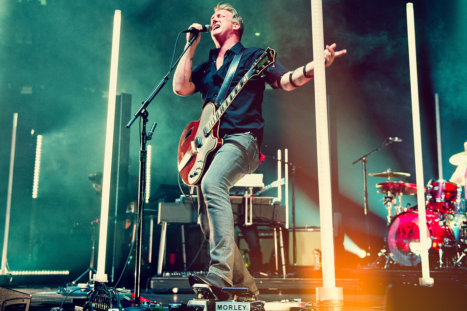 Queens of the Stone Age played MSG, broke up a crowd fight (pics, videos)