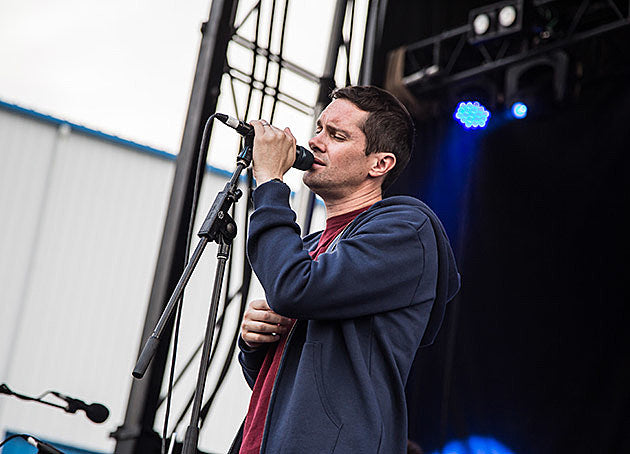 Rhye playing shows this fall