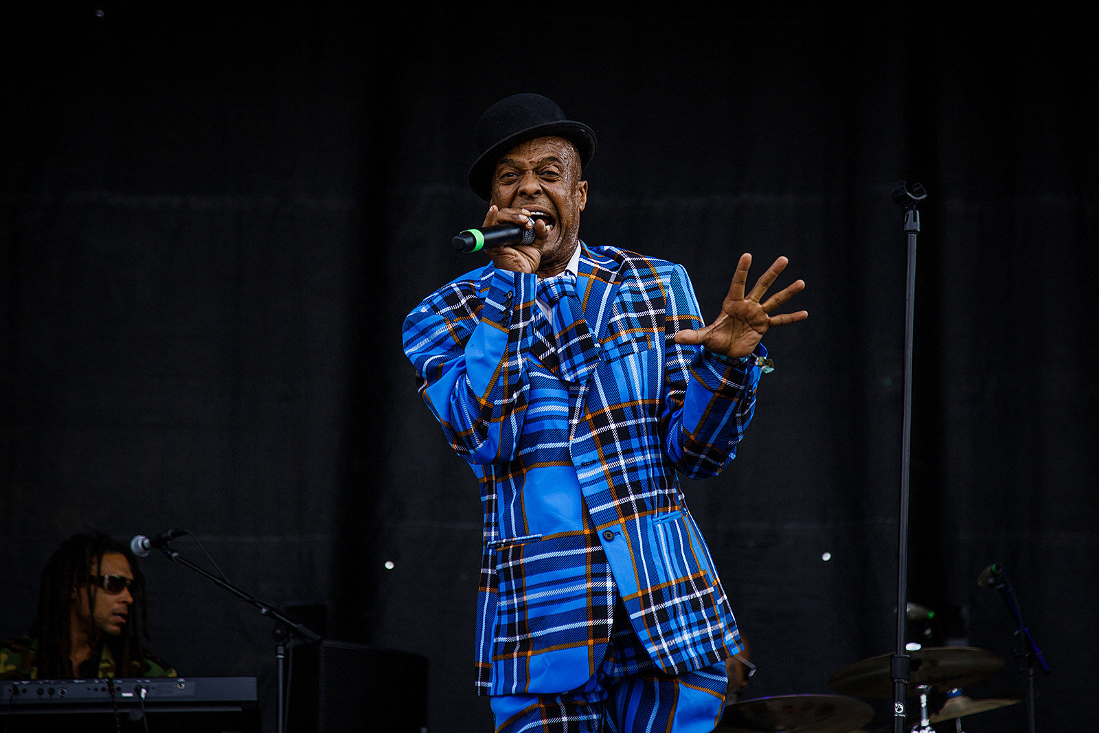 Fishbone touring with classic lineup; Brand New Step touring too
