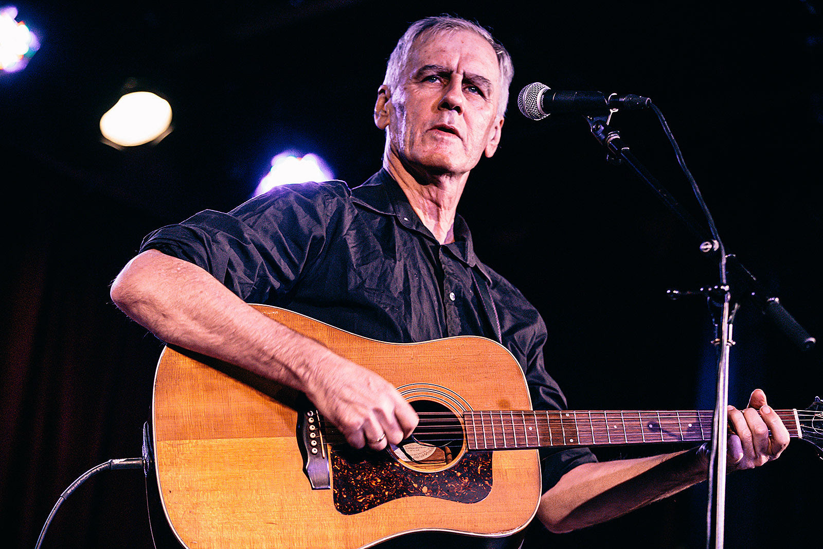 Robert Forster (Go-Betweens) tells us what he’s listening to, watching & reading while stuck at home
