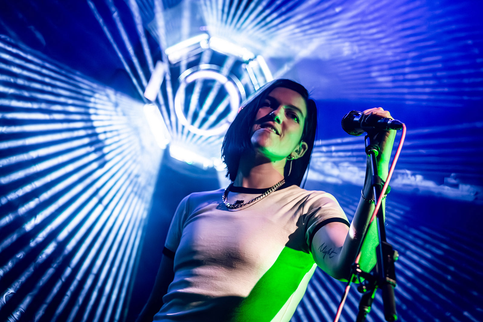 The xx’s Romy announces 2024 NYC & LA shows ++ Webster Hall pics