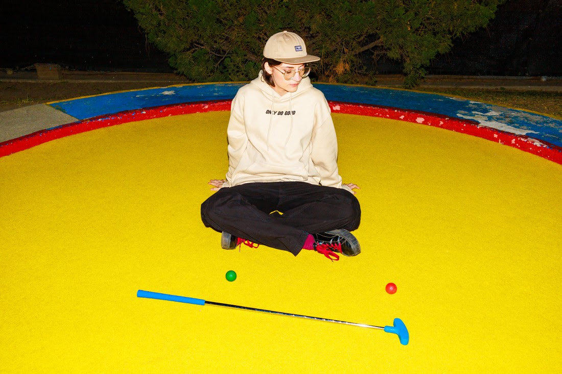 Rosie Tucker announces new LP & tour, shares “All My Exes Live in Vortexes”