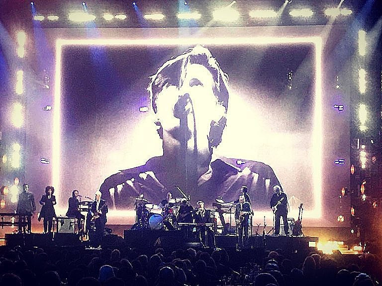 watch Roxy Music (no Brian Eno) play the Rock and Roll Hall of Fame induction ceremony