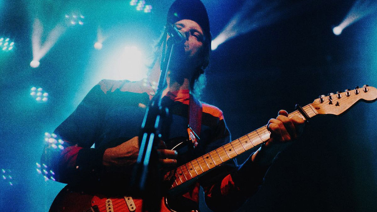 Ryan Davis & The Roadhouse Band announce December North American tour