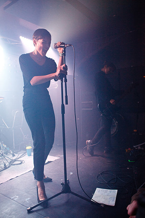 Savages began their nine-show NYC residency at Baby’s All Right with Swans’ Norman Westberg (pics, setlist)