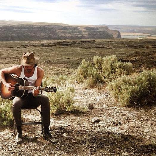Shakey Graves sells out Irving almost instantly, adds Brooklyn show (with BV presale)