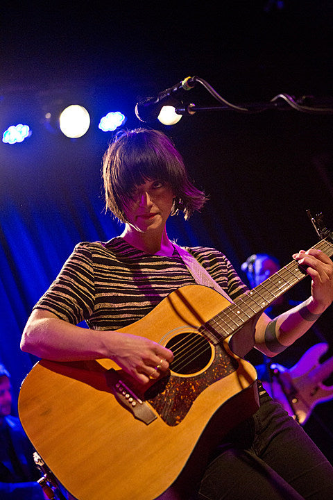 Sharon Van Etten played Warsaw twice w/ Leon Bridges (pics and setlist)