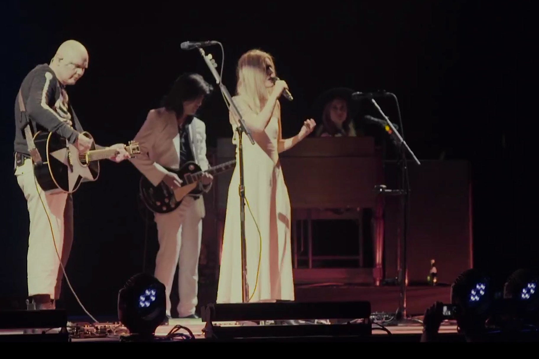 watch Smashing Pumpkins bring Myrkur on stage for “Landslide”