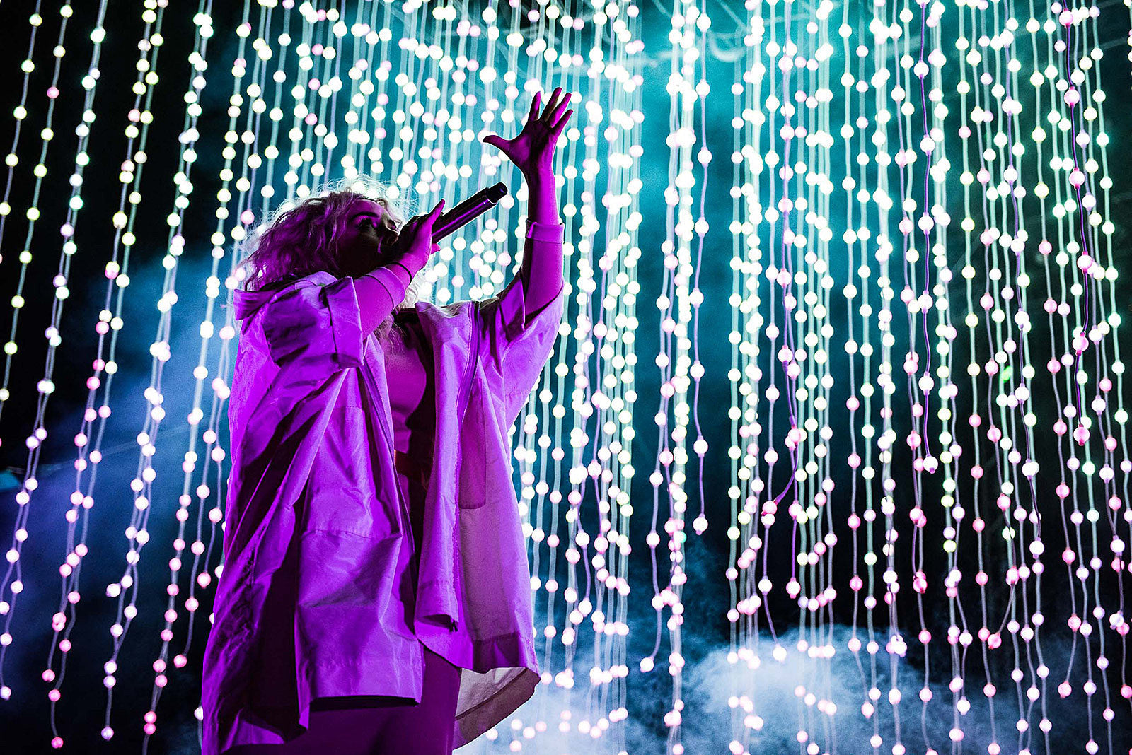 Purity Ring touring with Katy Perry