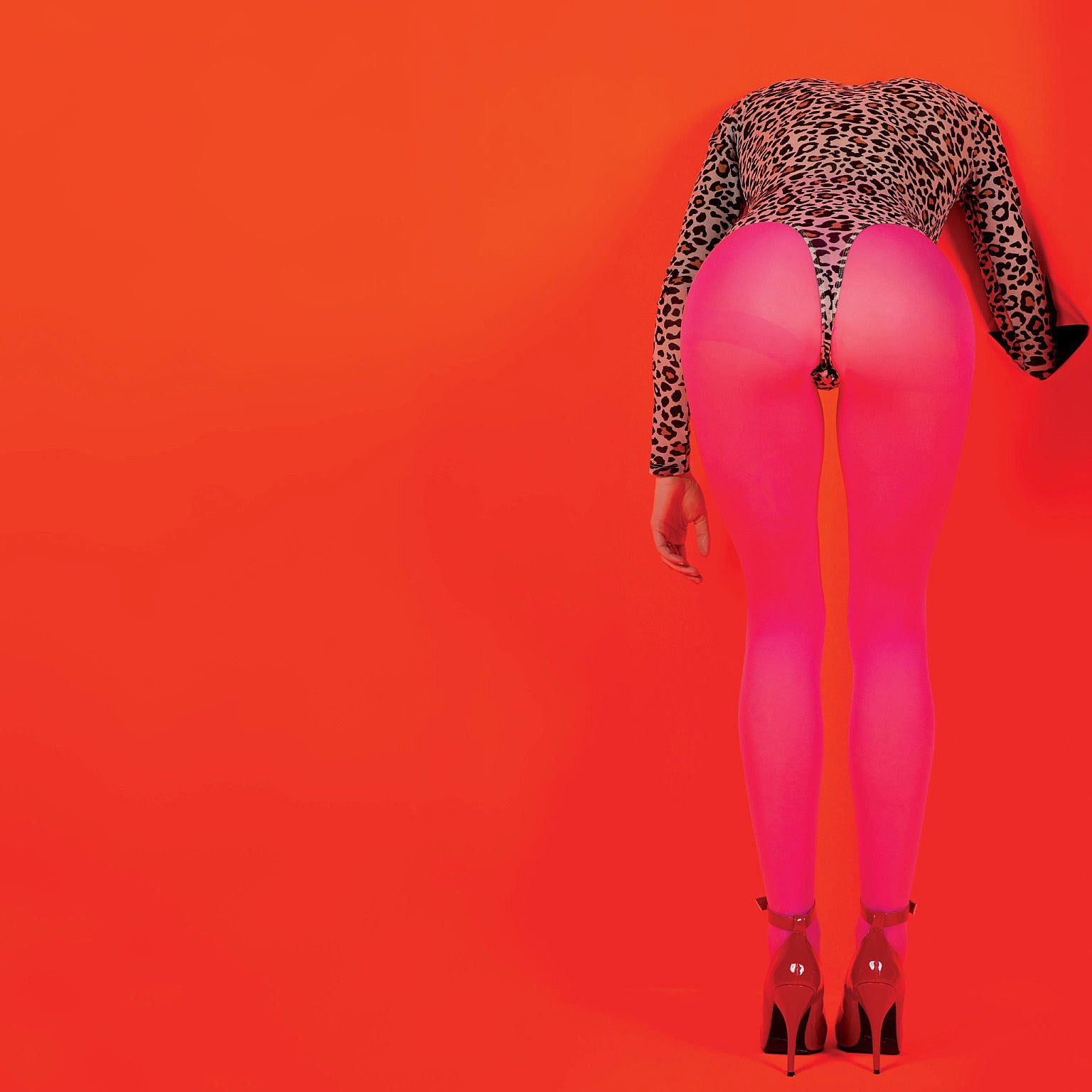 St Vincent announces new album ‘Masseduction,’ shares ‘Los Ageless”
