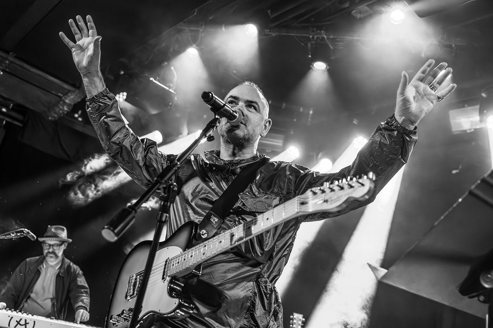 The Beta Band’s Steve Mason played his first NYC show in 22 years at Le Poisson Rouge (review, pics, video, setlist)