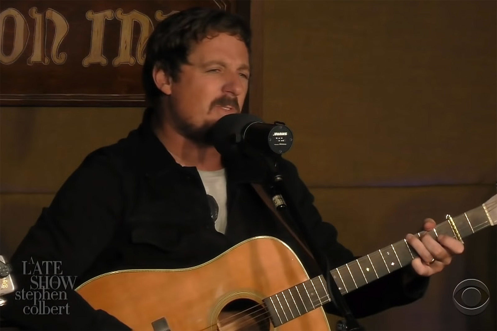 Sturgill Simpson talks John Prine & COVID, performs “Breakers Roar” on Colbert (watch)