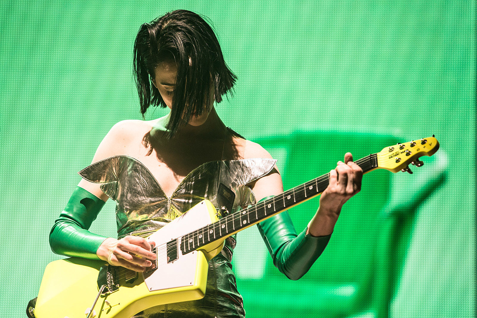 St. Vincent covered Sleater-Kinney, played Bill Graham Civic Auditorium (pics)