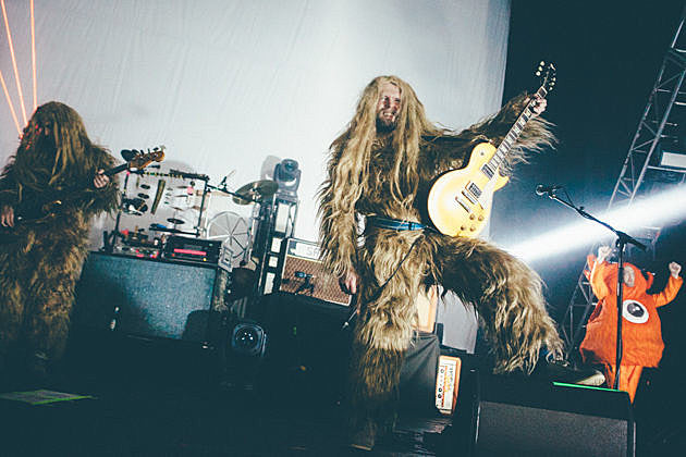 Super Furry Animals headlining 2015 4Knots Festival