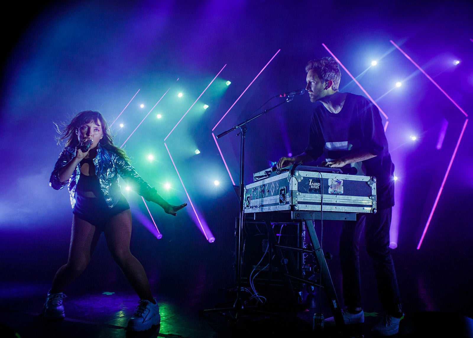 Sylvan Esso on tour, played Riviera Theatre (pics)