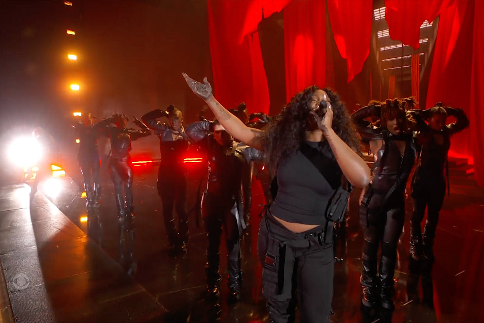 Watch SZA perform “Snooze” & “Kill Bill” at the 2024 Grammys