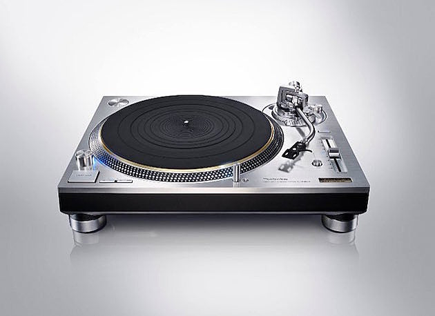 Technics 1200 turnable is back in production