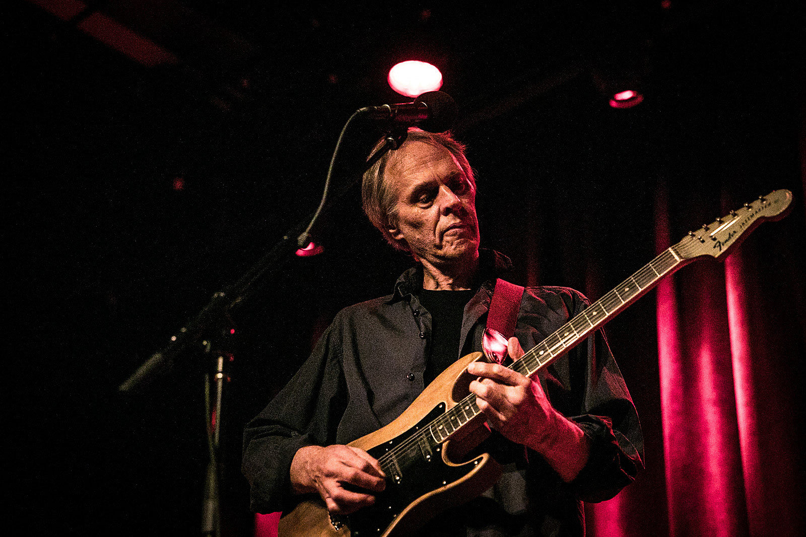 15,000 more books from Tom Verlaine’s collection being sold off in December