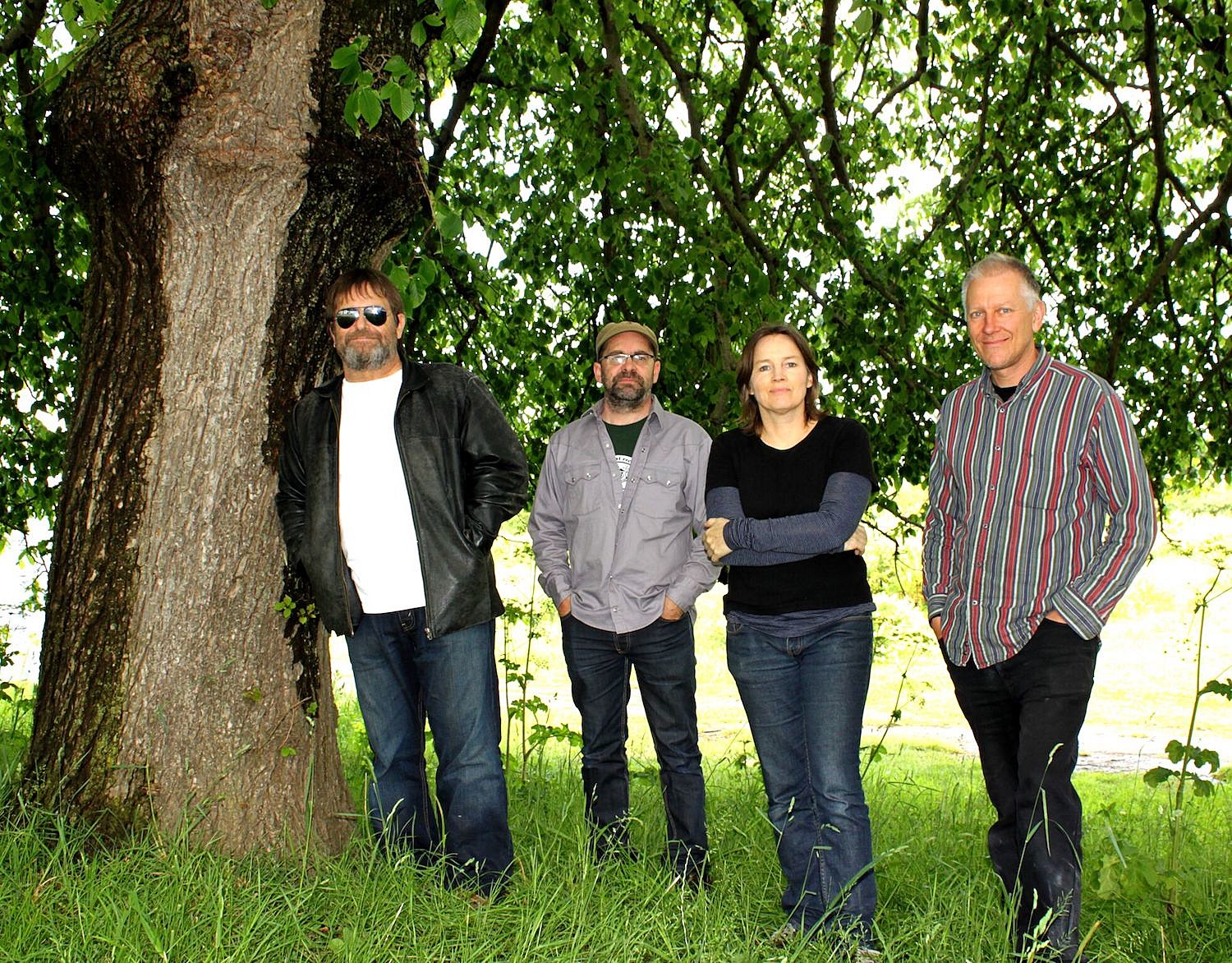 The Bats prep new LP ‘The Deep Set’ (listen to “No Trace”)