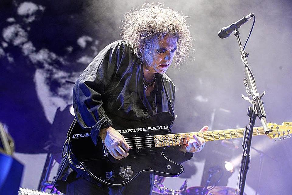 The Cure played their first of 3 nights at Madison Square Garden (pics, setlist, review)