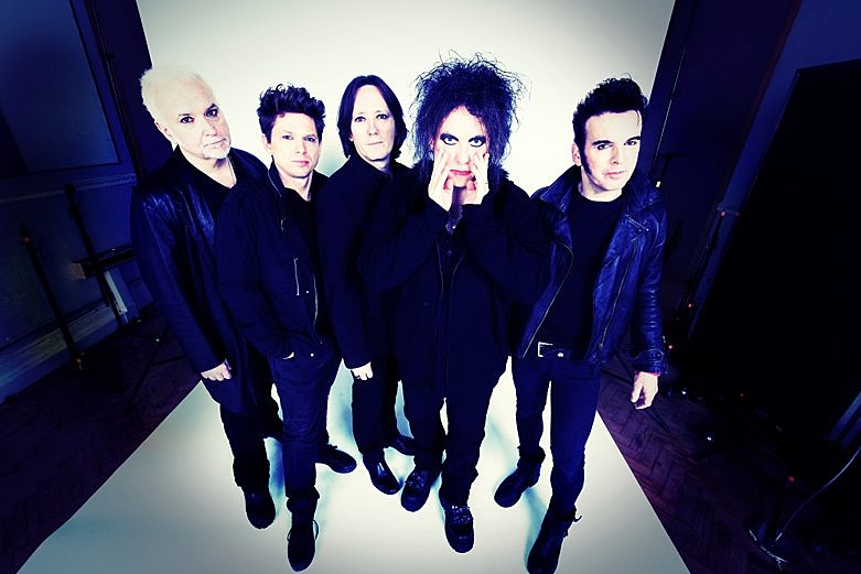 The Cure announce Pasadena Daydream fest w/ Pixies, Deftones, Mogwai, more