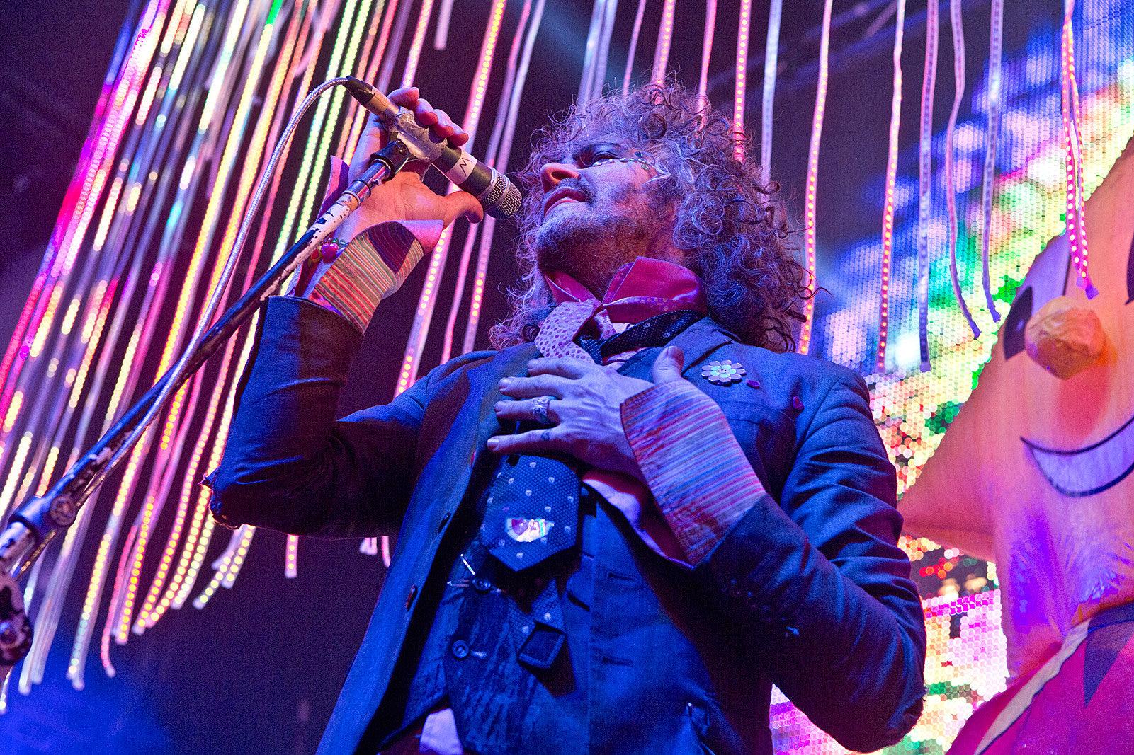 Pitchfork’s OctFest moves to Governors Island w/ Flaming Lips, Vince Staples, Chic, Yo La Tengo & more