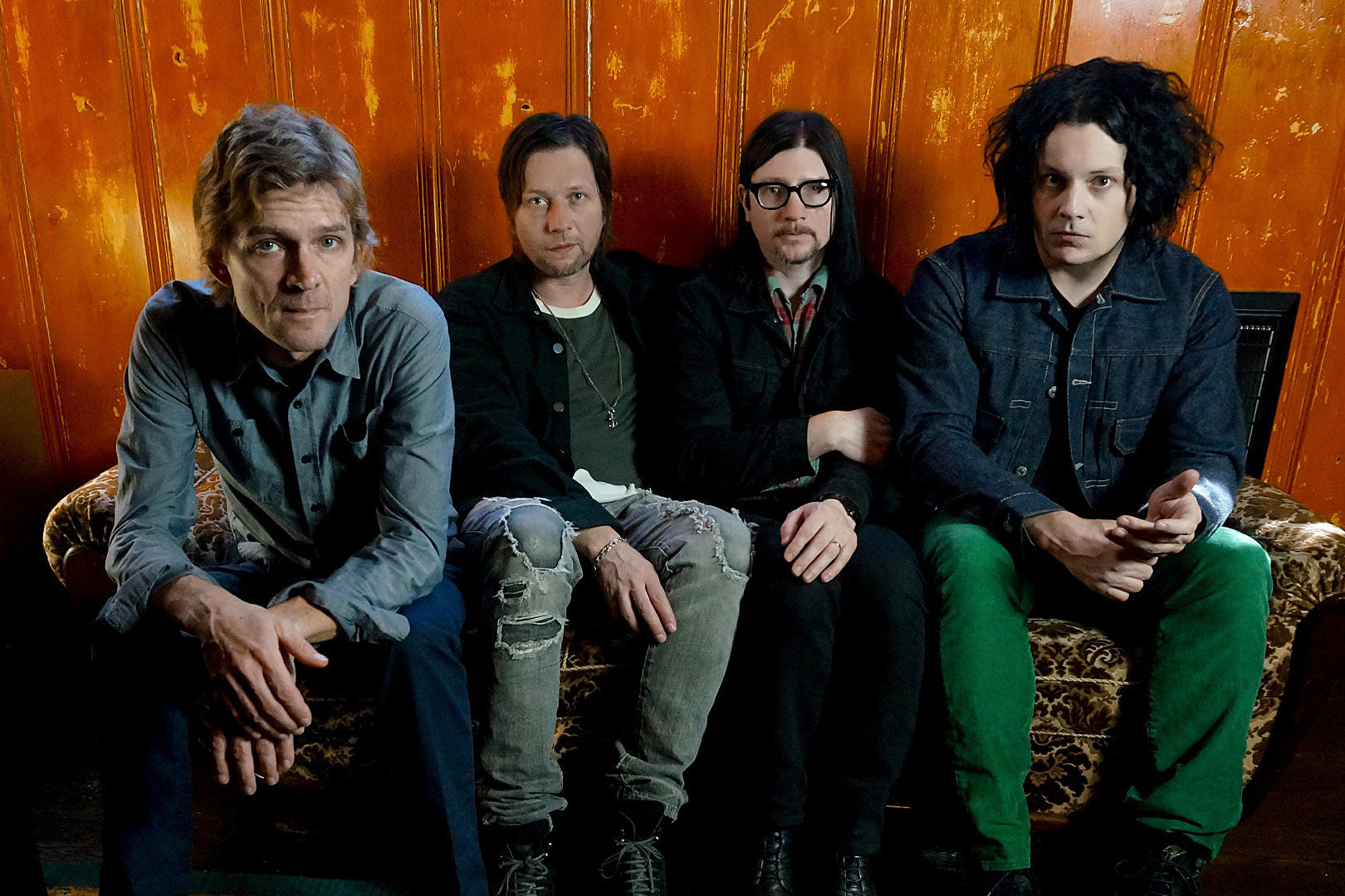 The Raconteurs share “Bored and Razed,” add NYC release show