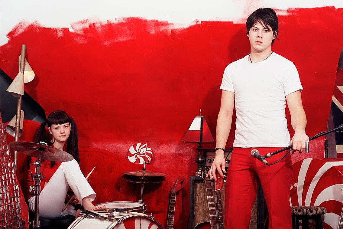 The White Stripes releasing ‘White Blood Cells’ companion w/ unreleased tracks, more