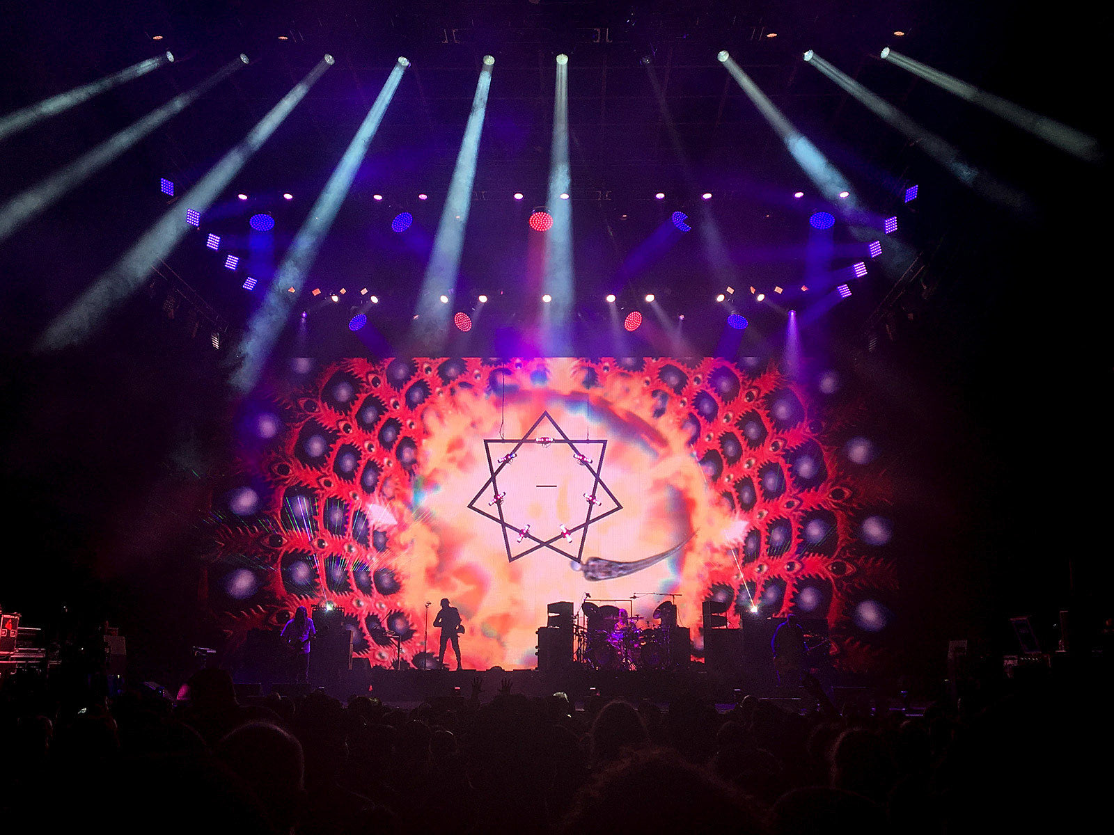 Tool, Primus, Clutch, Fantomas, Melvins & Crystal Method in CA (pics, video, setlists)