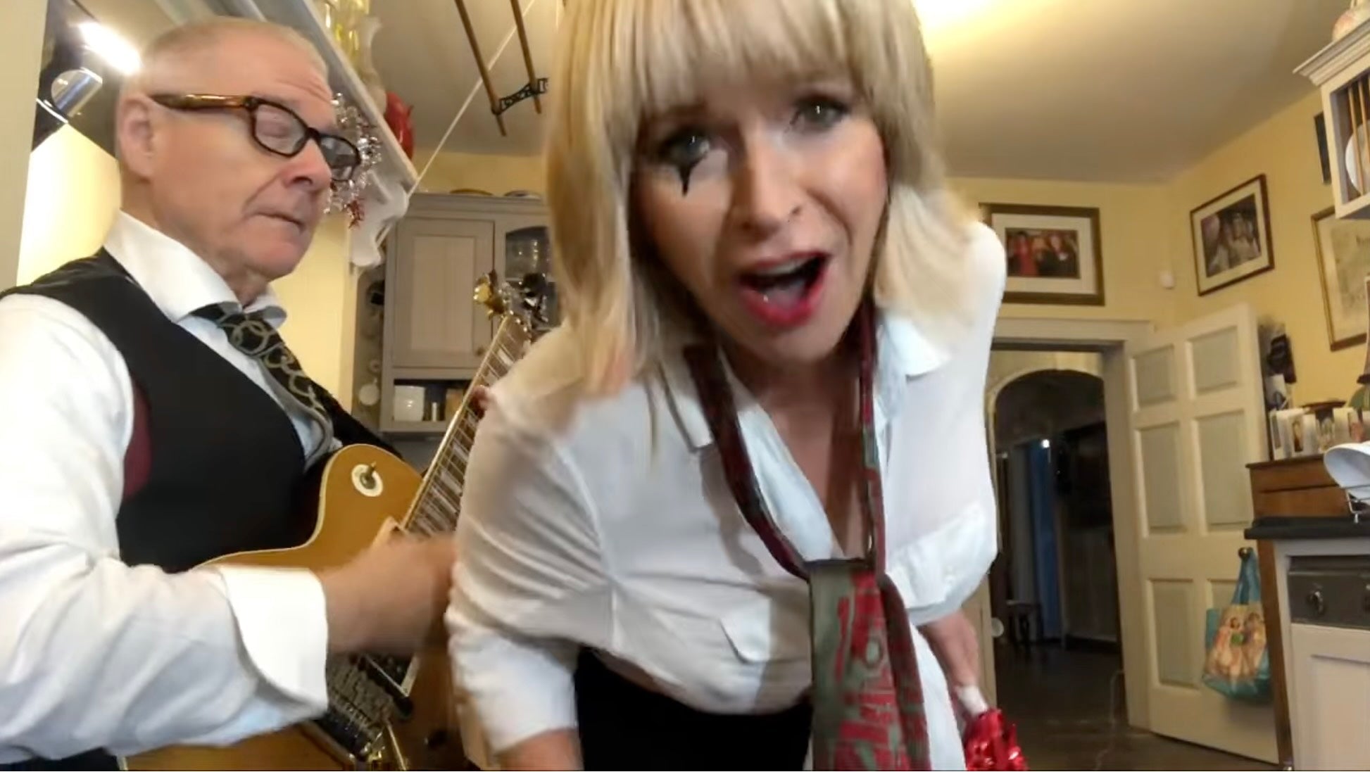 Watch Toyah & Robert Fripp revisit Alice Cooper’s “School’s Out”