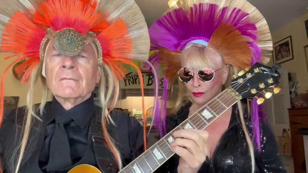 Watch Toyah & Robert Fripp cover Bikini Kill’s “Rebel Girl”