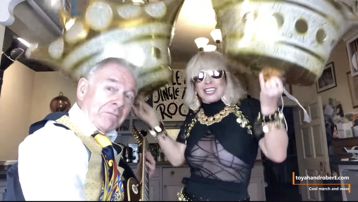 Watch Toyah & Robert cover “Jingle Bell Rock”