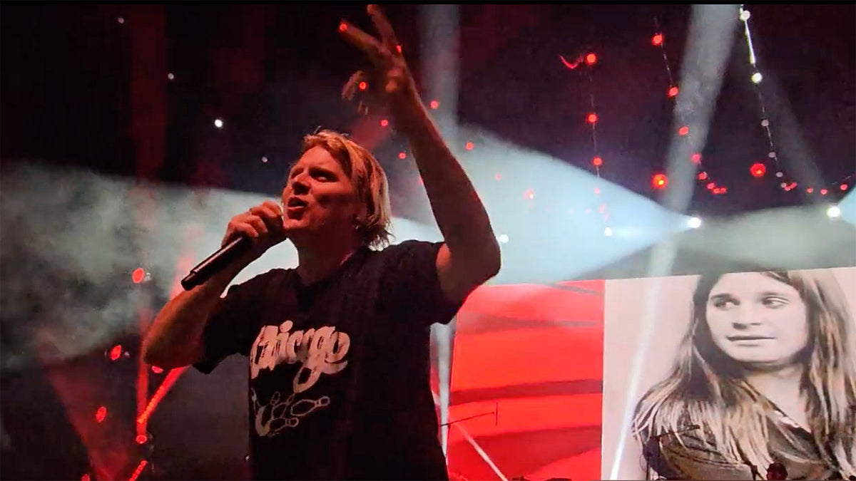 Watch South Park’s Matt Stone, Tool members, Bill Burr & Ty Segall join Primus in Los Angeles