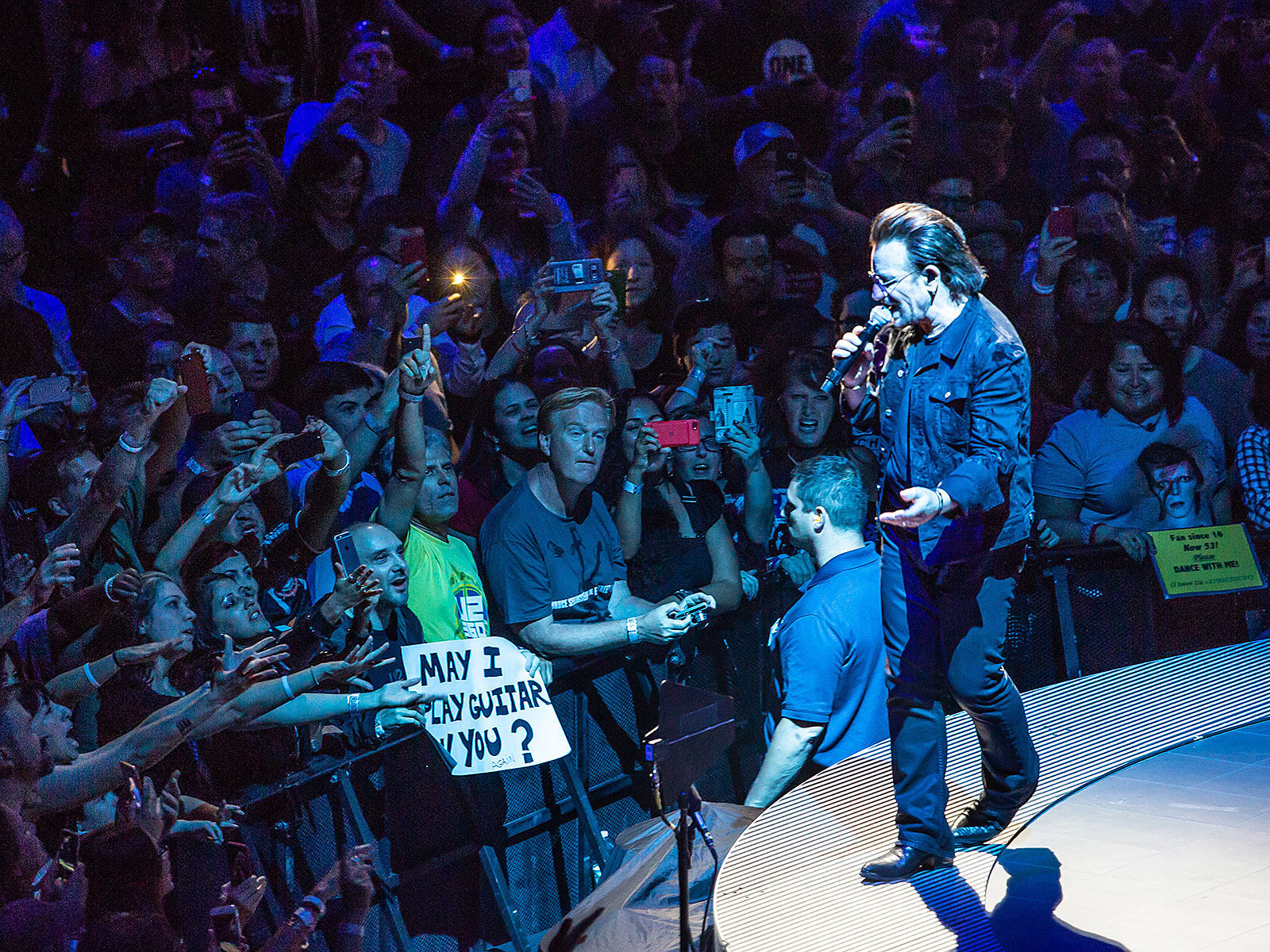 U2 began their Madison Square Garden run (night 1 pics, setlist)