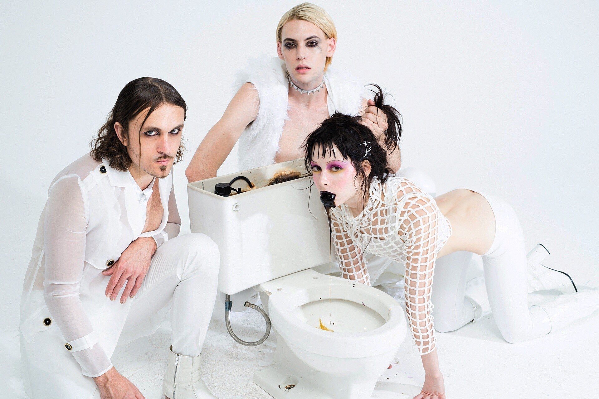 Uni touring with The Claypool Lennon Delirium (watch their new animated “Destroyer” video)